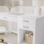 Bureau de style Shaker Martha Stewart Hutton avec 2 tiroirs latéraux, blanc avec quincaillerie en laiton poli