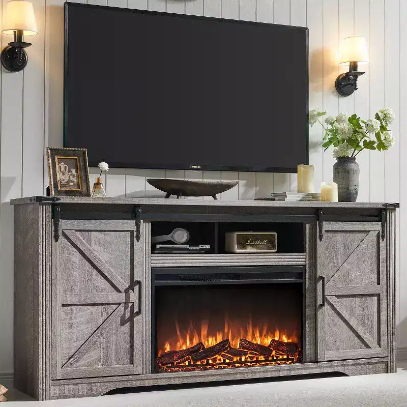 Meuble TV avec cheminée pour téléviseur de 80 pouces, meuble de divertissement style ferme de 32 pouces de haut avec tiroir, console média avec porte coulissante de style grange pour salon