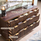 Commode moderne SinCiDo Fluted à 7 tiroirs, meuble TV de 54 po de large avec accents dorés, organisateur de rangement en bois pour chambre à coucher, salon