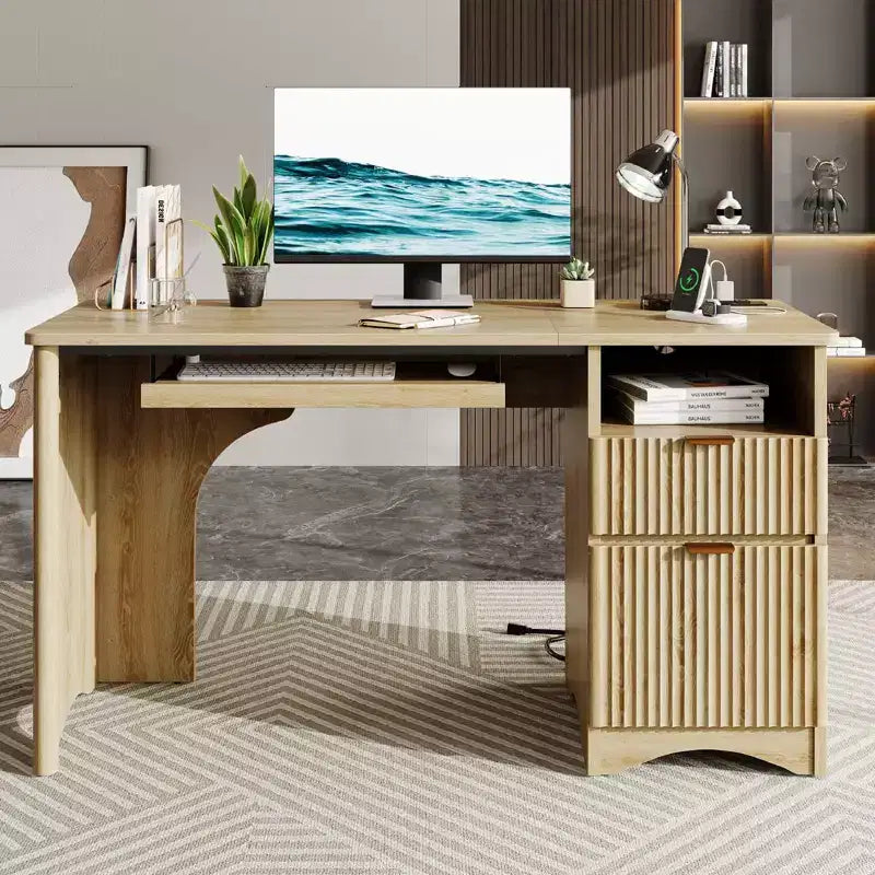 Bestier Bureau d'ordinateur 55 pouces pour PC avec prises électriques, tiroir coulissant pour clavier et tiroirs de rangement