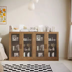Combinaison d'esthétisme moderne et de pragmatisme : un meuble de rangement minimaliste, élégant et pratique, rend votre intérieur plus confortable.