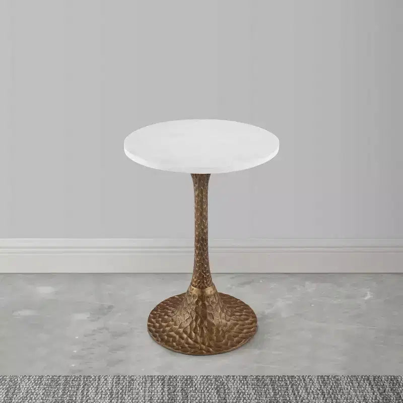 Table d'appoint Royal Hampton 52 cm de diamètre | Dessus rond en marbre blanc | Base piédestal martelé
