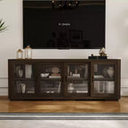 Meuble TV industriel Famapy pour le salon : Portes coulissantes en verre, étagères réglables, console multimédia au design intelligent et peu encombrant