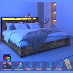 Cadre de lit plateforme Okak Full/Queen/King avec tête de lit de rangement, lit avec station de recharge lumineuse LED, pas besoin de sommier tapissier, lattes métalliques silencieuses