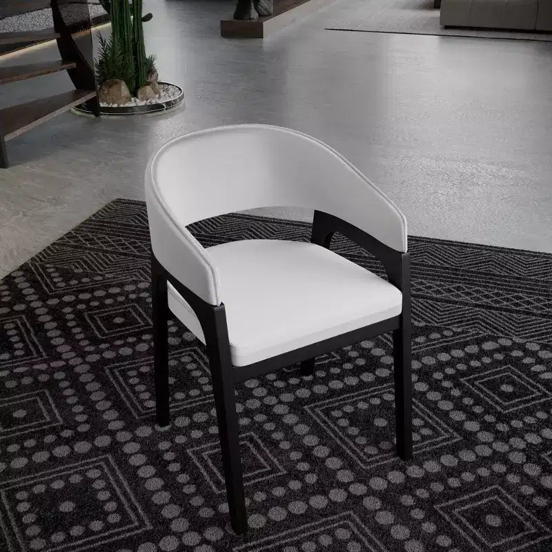 Chaises de salle à manger avec accoudoirs en U LeisureMod Cali, lot de 2, revêtement en cuir avec dossier ouvert pour cuisine moderne, salle à manger, café, bistrot