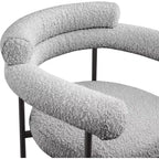 Meridian Furniture, Tabouret de comptoir Blake en tissu bouclette gris, Lot de 2