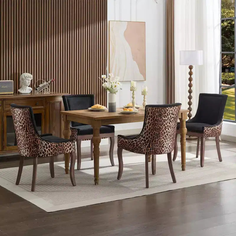 Okak Lot de 2 chaises de salle à manger rétro, chaises confortables en tissu avec coussins épais, chaises d'appoint de cuisine avec pieds en bois massif et clous décoratifs en bronze.