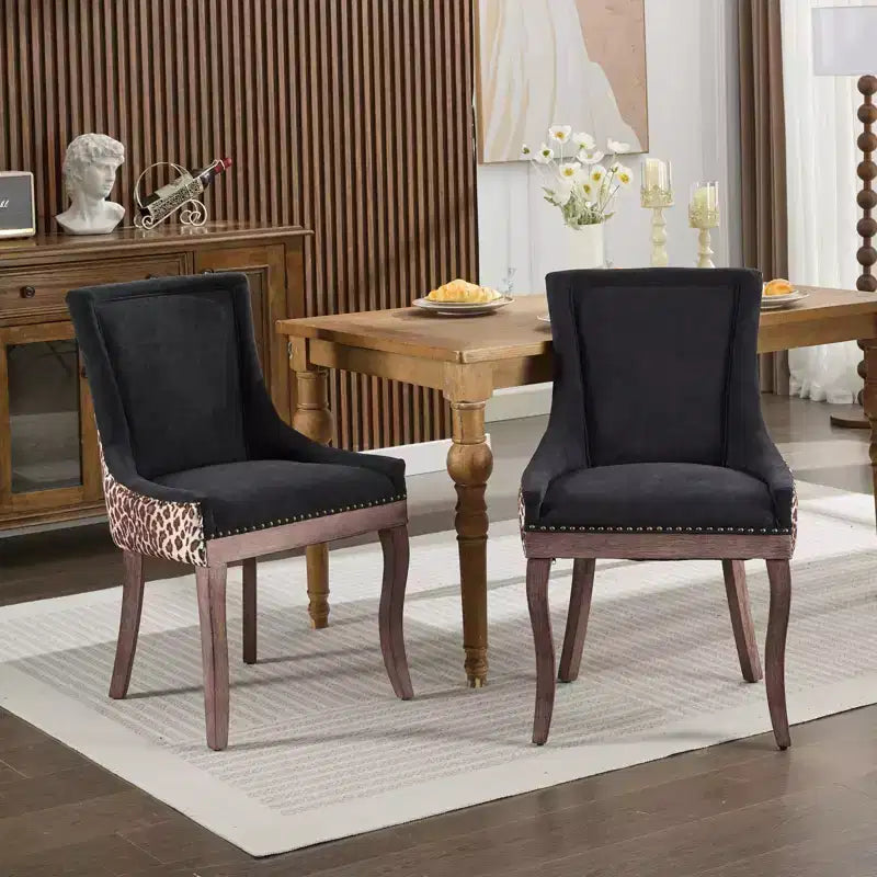 Okak Lot de 2 chaises de salle à manger rétro, chaises confortables en tissu avec coussins épais, chaises d'appoint de cuisine avec pieds en bois massif et clous décoratifs en bronze.