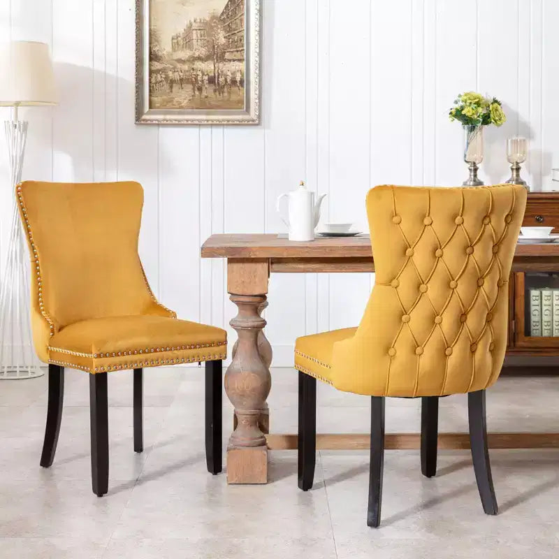 Lot de 2 chaises de salle à manger rétro Okak, chaises confortables rembourrées à dossier capitonné avec garniture cloutée, chaises de cuisine avec pieds en bois massif