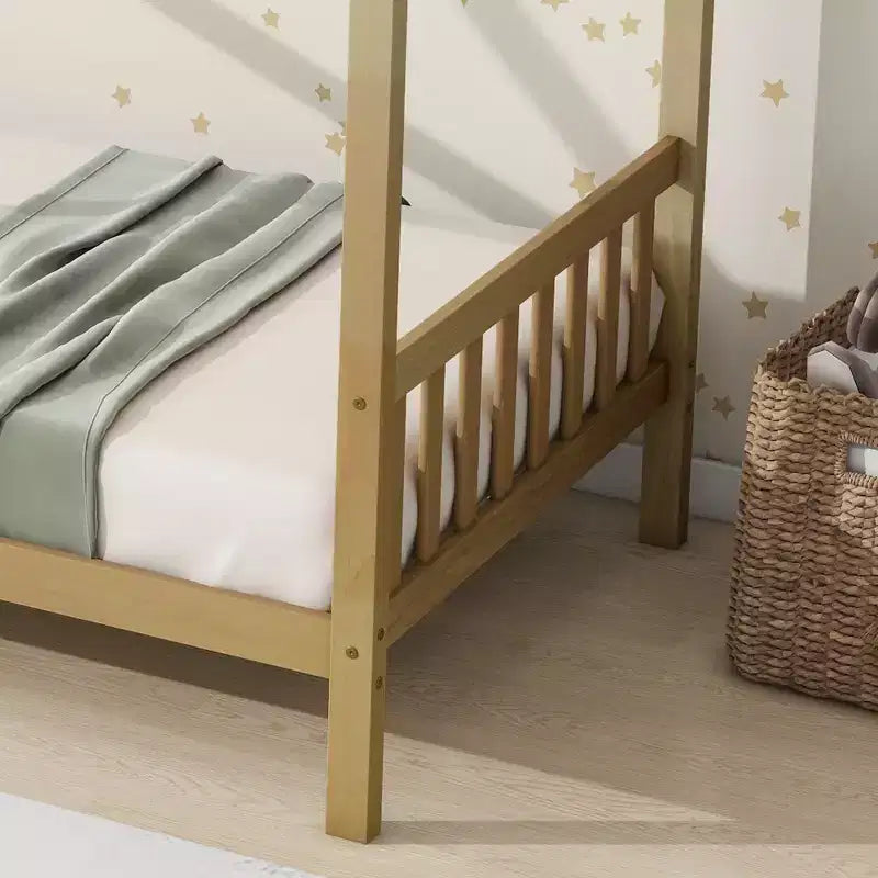 Lit jumeau en bois d'hévéa MAYEERTY avec cadre de maison beige