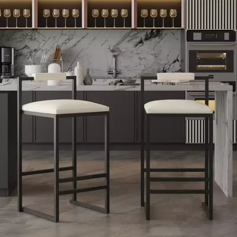 MAYEERTY Lot de 2 tabourets de bar en similicuir, structure en métal, hauteur de comptoir pour îlot de cuisine, beige