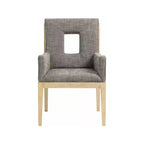 Meridian Furniture, Chaise de salle à manger avec accoudoirs en tissu texturé lin Gwendolyn