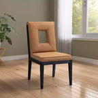 Meridian Furniture, Chaise de salle à manger Gwendolyn en cuir végétalien, lot de 2