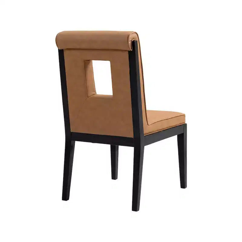 Meridian Furniture, Chaise de salle à manger Gwendolyn en cuir végétalien, lot de 2