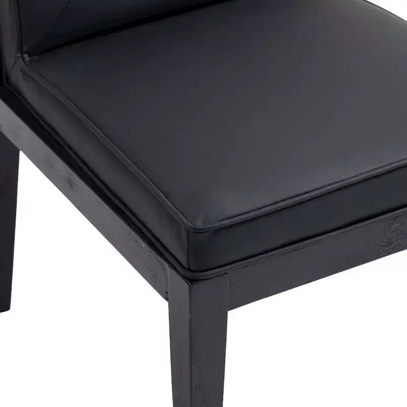 Meridian Furniture, Chaise de salle à manger Gwendolyn en cuir végétalien, lot de 2