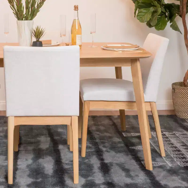 Okak Lot de 2 chaises de salle à manger modernes, chaises de salle à manger en tissu, chaises d'appoint de cuisine rembourrées avec dossier incurvé et cadre en métal