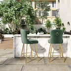 PexFix Lot de 2 tabourets de bar en velours, hauteur comptoir, pieds en métal, dossier à oreilles capitonné avec boutons et clous décoratifs, couleur verte