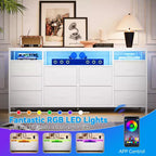 Meuble TV Zstar avec 10 tiroirs en tissu pour téléviseurs de 65, 70, 75 pouces, meuble TV bas de 160 cm de large avec lumières LED et étagères de rangement ouvertes