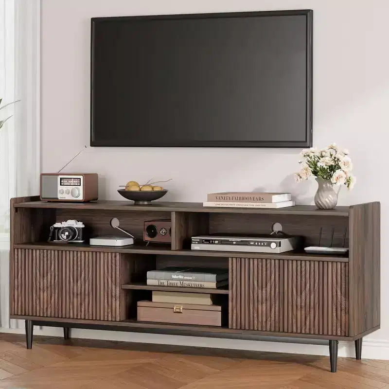 Meubles TV rustiques GustoWave, meuble TV avec portes coulissantes et étagères réglables