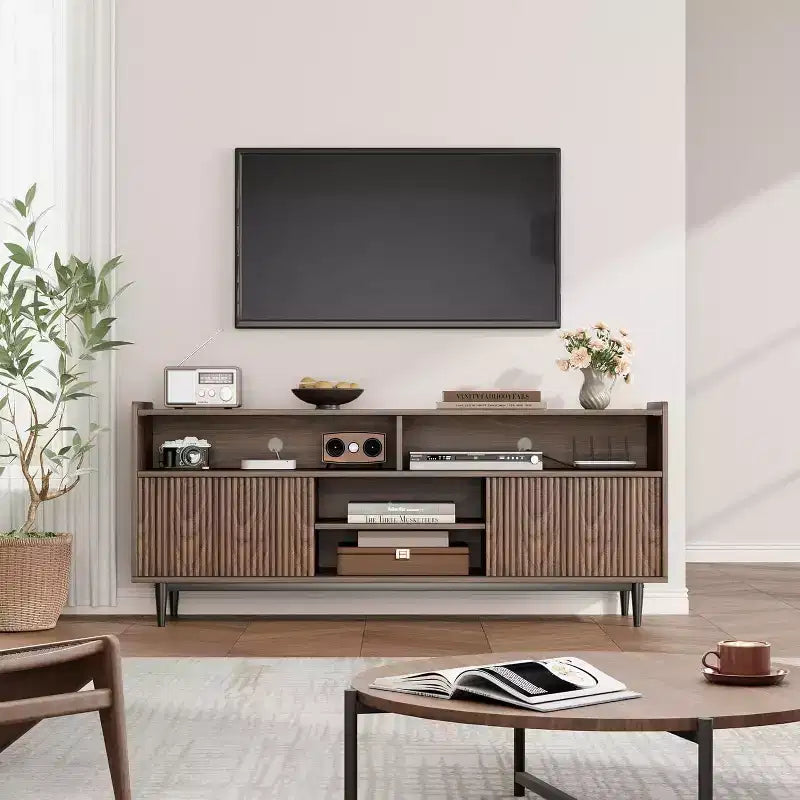 Meubles TV rustiques GustoWave, meuble TV avec portes coulissantes et étagères réglables