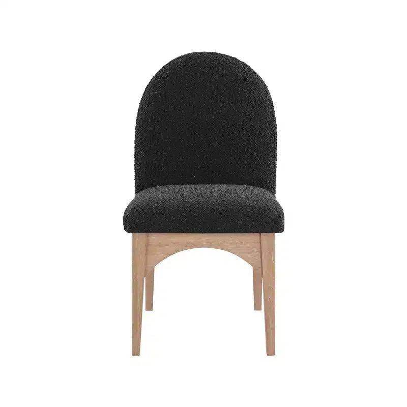 Meridian Furniture, Chaise de salle à manger Waldorf en tissu bouclé