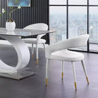 Meridian Furniture, Chaise de salle à manger en velours Destiny