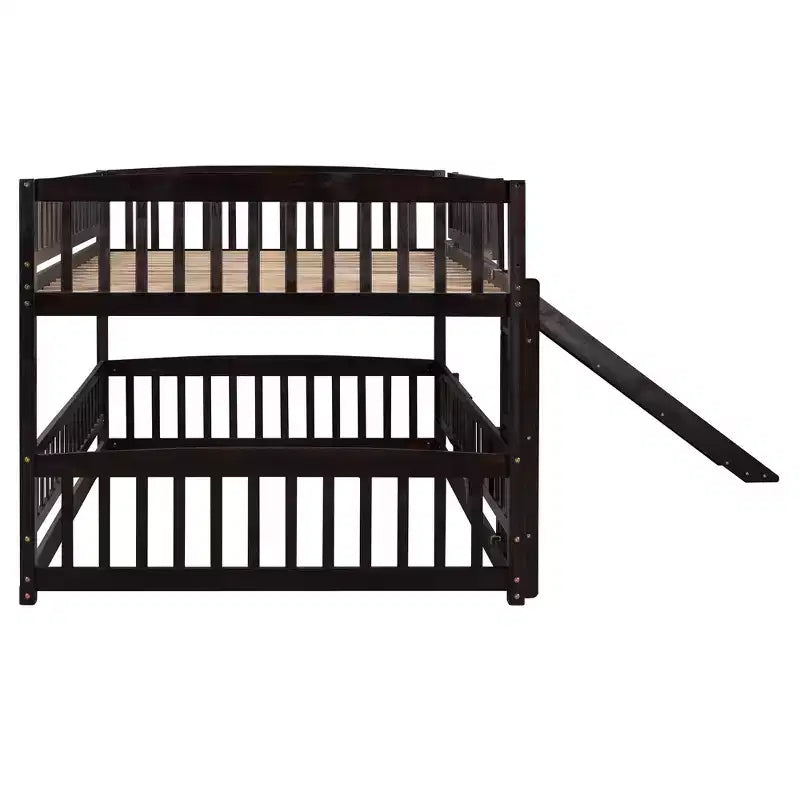 Lit superposé avec toboggan, lits superposés bas double sur double avec barrière et échelle pour tout-petits, enfants et adolescents, blanc