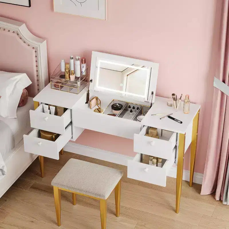 Acekool 47 Coiffeuse avec Miroir Rabattable, Lumières LED, 3 Modes d'Éclairage, 5 Tiroirs, Table 3-en-1 avec Chaise, Blanc et Or
