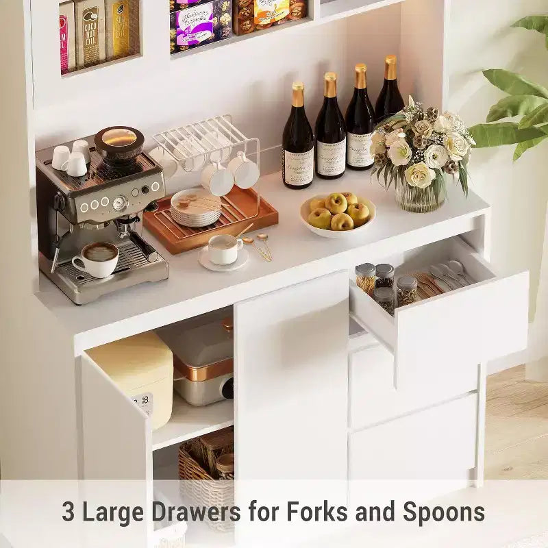 Armoire de cuisine avec portes et étagères réglables, 180 cm de haut avec étagère pour micro-ondes, lumières LED et station de charge
