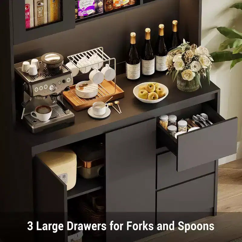 Armoire de cuisine avec portes et étagères réglables, 180 cm de haut avec étagère pour micro-ondes, lumières LED et station de charge