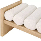 Meridian Furniture, Banc Waverly en tissu bouclé