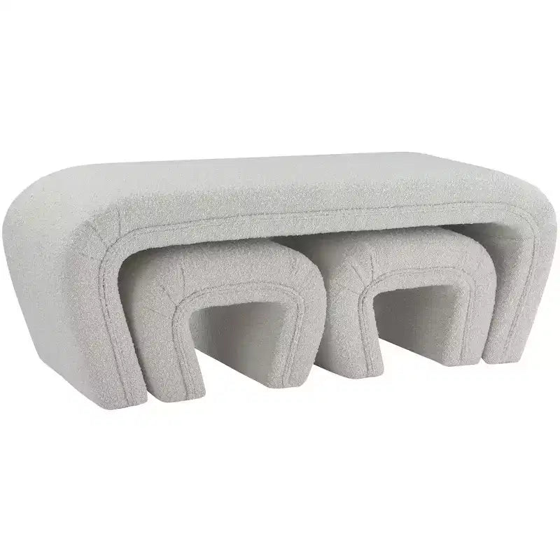 Meridian Furniture,Banc Odelia en tissu bouclé