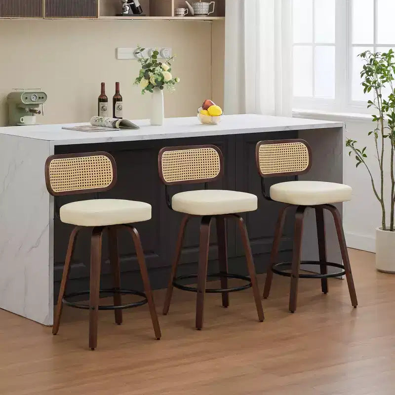 CLIHOME Tabourets de Bar Hauteur Comptoir 3 Pièces - Tabourets de Bar 26" en Rotin avec Dossier en Cannage et Assise Rembourrée