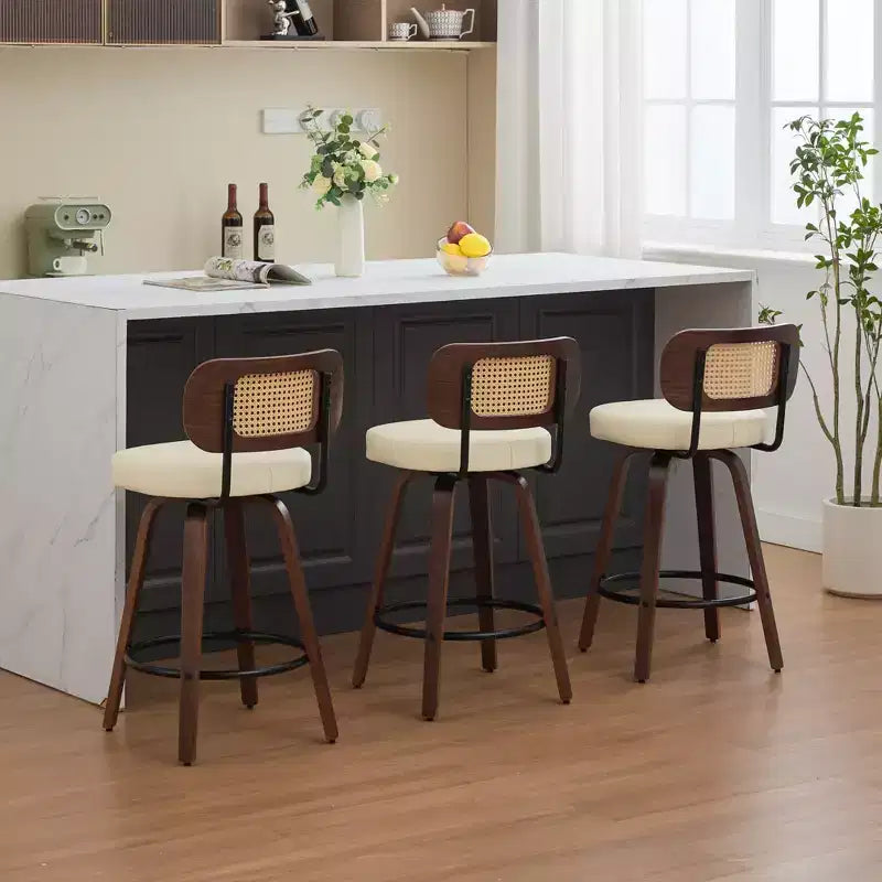 CLIHOME Tabourets de Bar Hauteur Comptoir 3 Pièces - Tabourets de Bar 26" en Rotin avec Dossier en Cannage et Assise Rembourrée