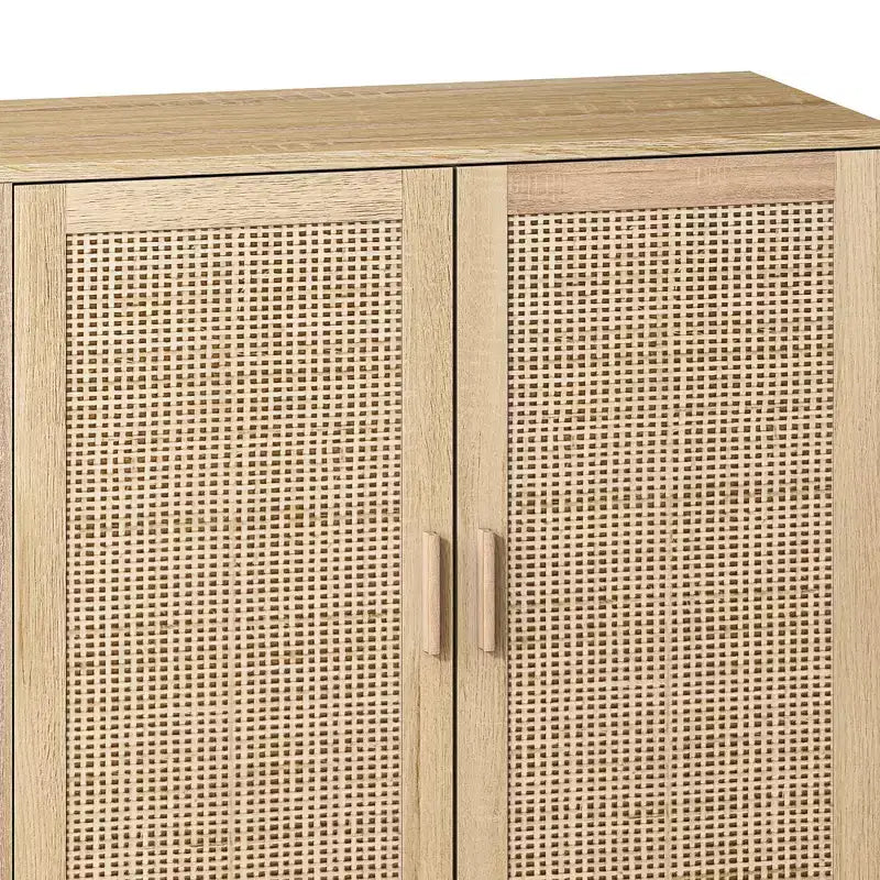 Buffet décoratif rustique en rotin Okak avec 4 portes et étagères réglables, buffet fonctionnel pour cuisine et salle à manger