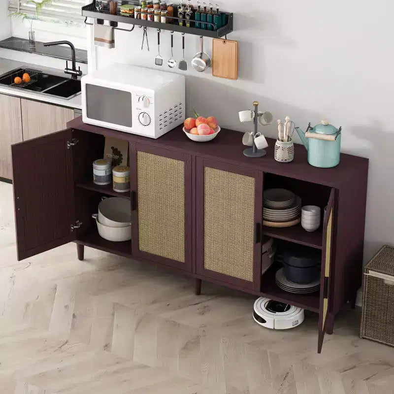 Buffet décoratif rustique en rotin Okak avec 4 portes et étagères réglables, buffet fonctionnel pour cuisine et salle à manger