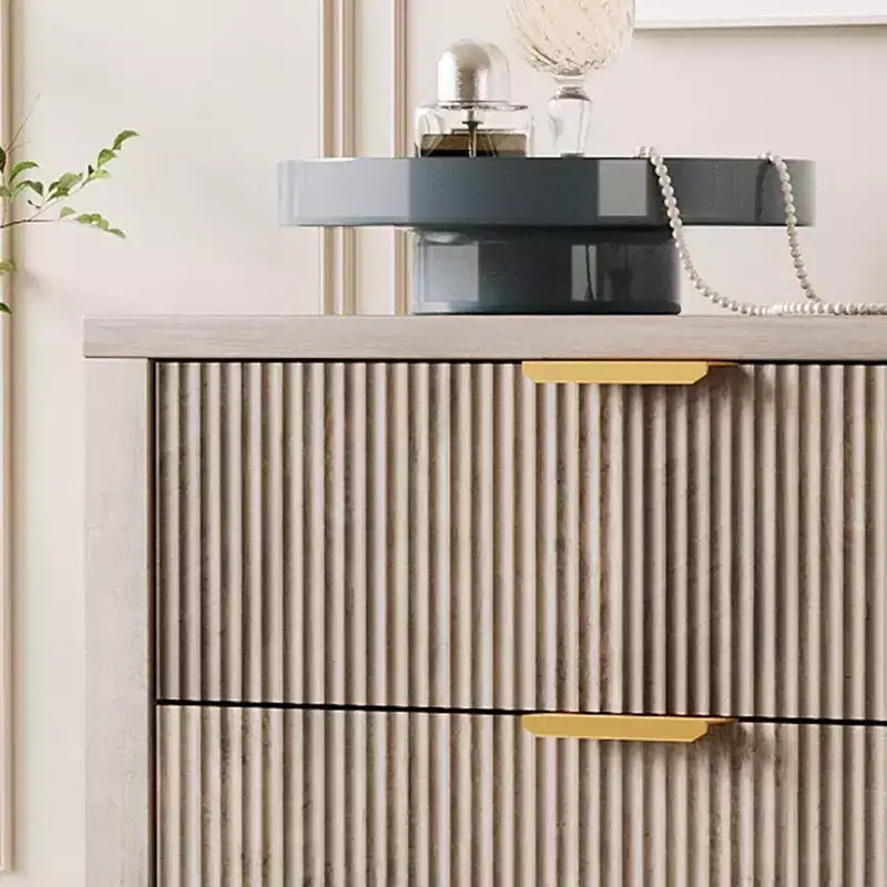 Commode GustoWave 5 tiroirs cannelés, commode fine de 114,3 cm de haut pour petits espaces, commode en bois de style ferme moderne pour chambre à coucher, chambre de bébé, appartement