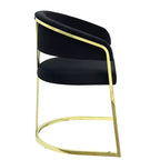 Chaise de salle à manger HomeRoots en velours noir et doré avec dossier partiellement ouvert