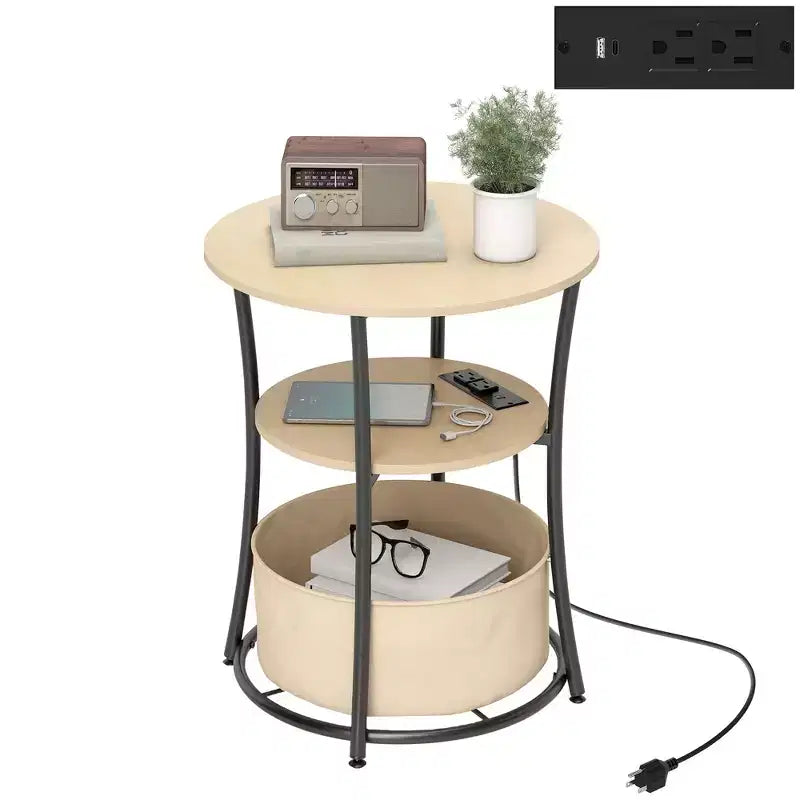 Table d'appoint HOMCOM avec station de charge, Table d'appoint ronde à 3 niveaux avec sac de rangement en tissu, étagère et cadre en acier pour salon, Bois naturel