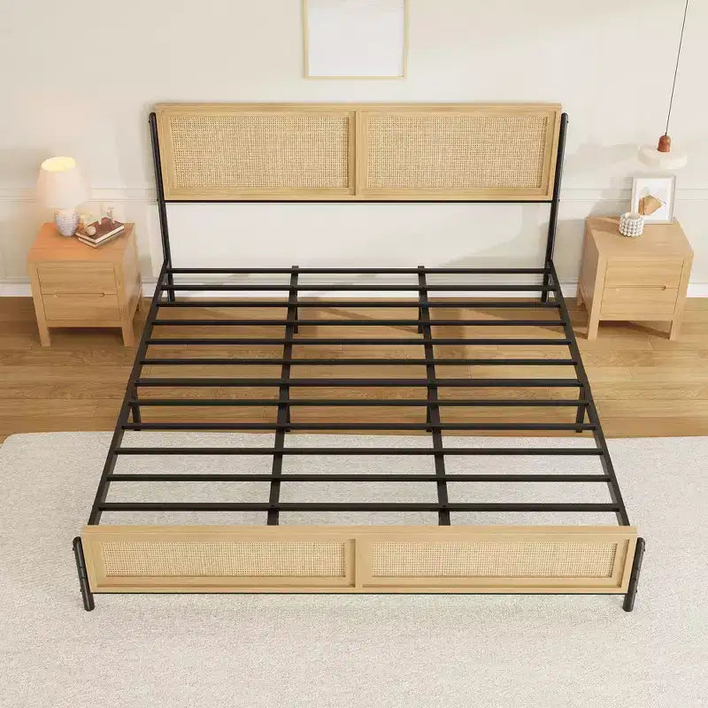 Cadre de lit Boho avec tête et pied de lit en rotin naturel, lit plateforme double en bois sans sommier tapissier, assemblage facile sans bruit en métal.