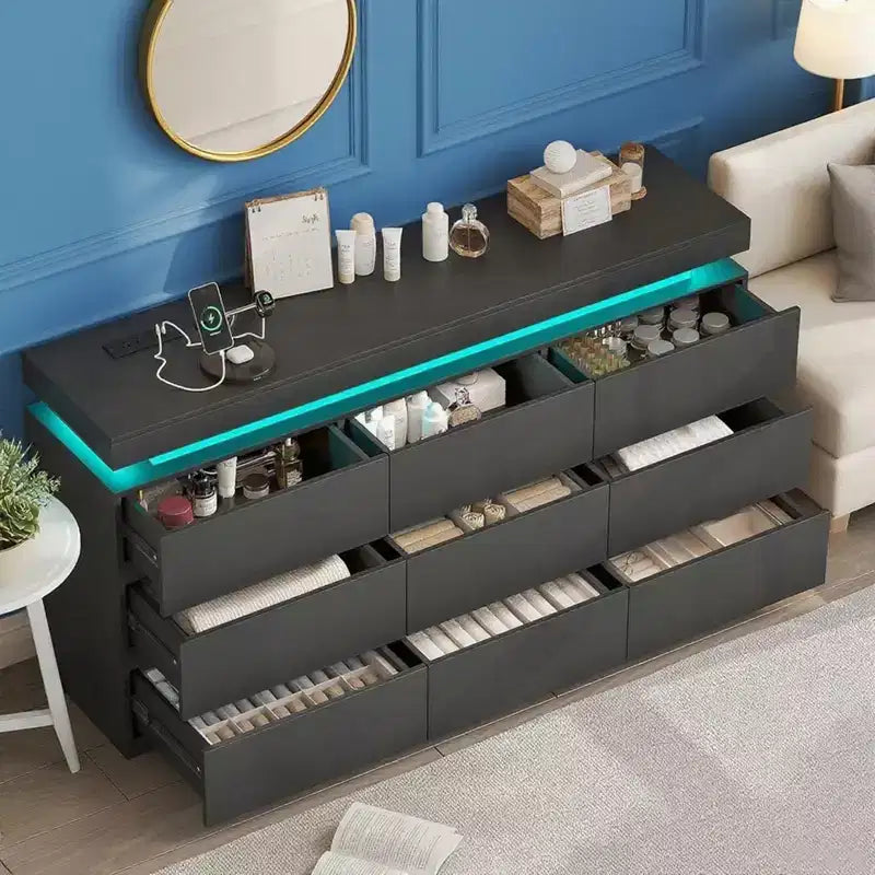 Dyonery Commode 9 Tiroirs avec Prise de Courant, Commode avec Lumière LED, Commode Moderne pour Placard, Meuble de Rangement à Double Largeur pour Chambre