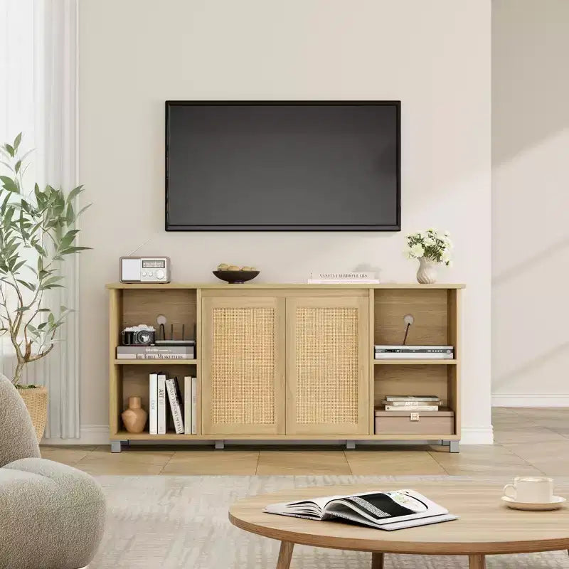 Meuble TV de style mid-century pour téléviseurs de 60 à 70 pouces, meuble de divertissement avec portes en rotin, console média de 159 cm de large avec étagère ouverte, meuble de salon et chambre à coucher