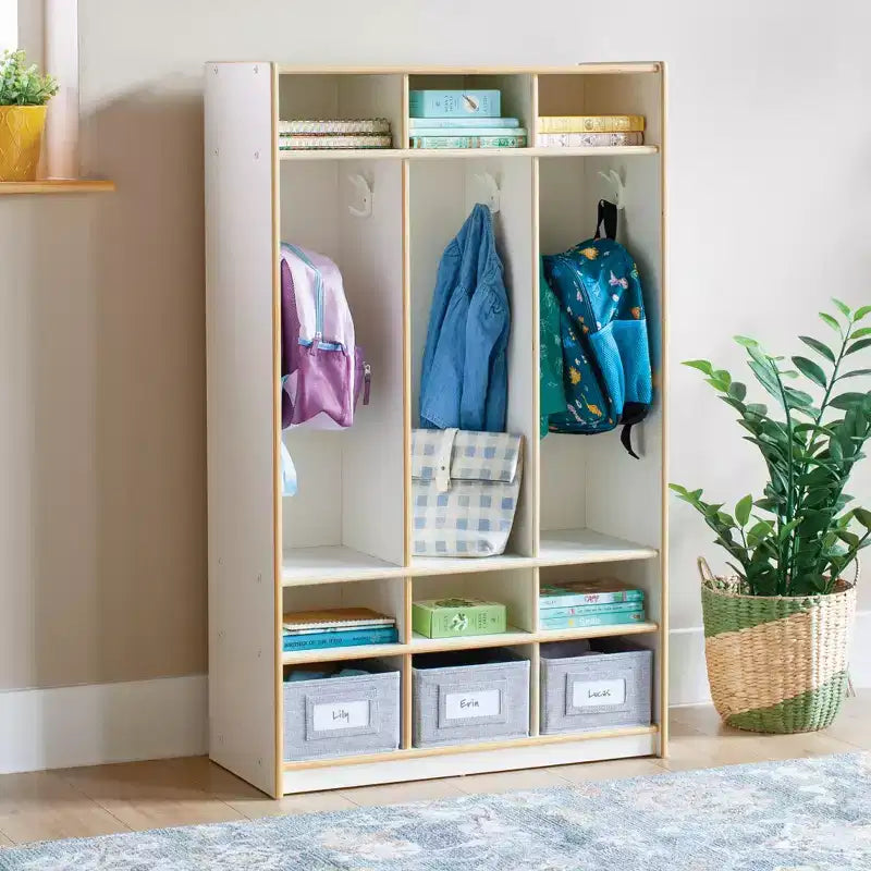 Casier de rangement en bois Guidecraft EdQ à 3 sections pour salle de classe, organisateur de casiers pour enfants avec étagères et crochets pour manteaux