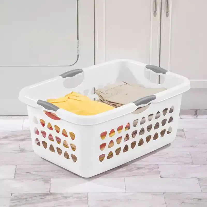 Panier à linge Sterilite Ultra, Panier en plastique de 70 litres avec poignées, Paquet de 8