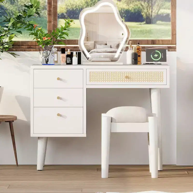 Coiffeuse Vintage en Bois avec 2 Prises de Courant et 2 Ports USB, Bureau de Maquillage de Chambre à Coucher avec Tiroir en Rotin, 3 Tiroirs de Rangement et Tabouret Rembourré