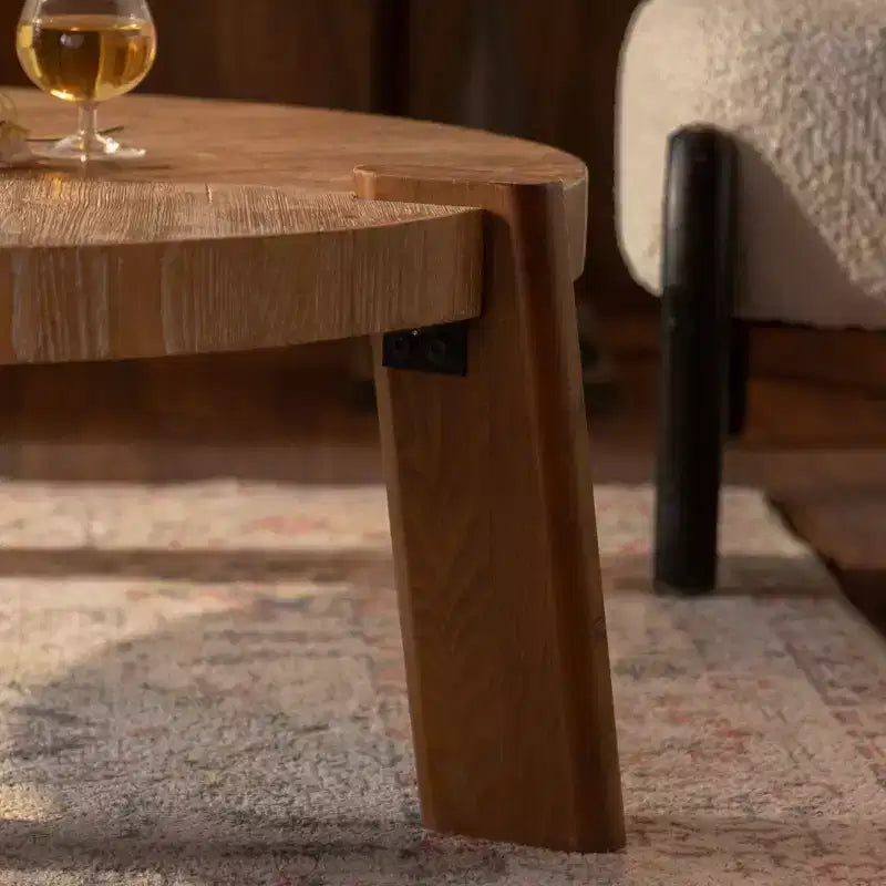 Table basse ronde chevrons JVNOXK de 36,61 pouces, style rustique avec pieds fuselés et finition en bois naturel vieilli, idéale pour le salon