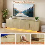 Meuble TV Zevemomo 67,7" à façade cannelée pour téléviseurs jusqu'à 75" avec bandeau LED 16 couleurs, 6 compartiments de rangement pour salon, Chêne naturel