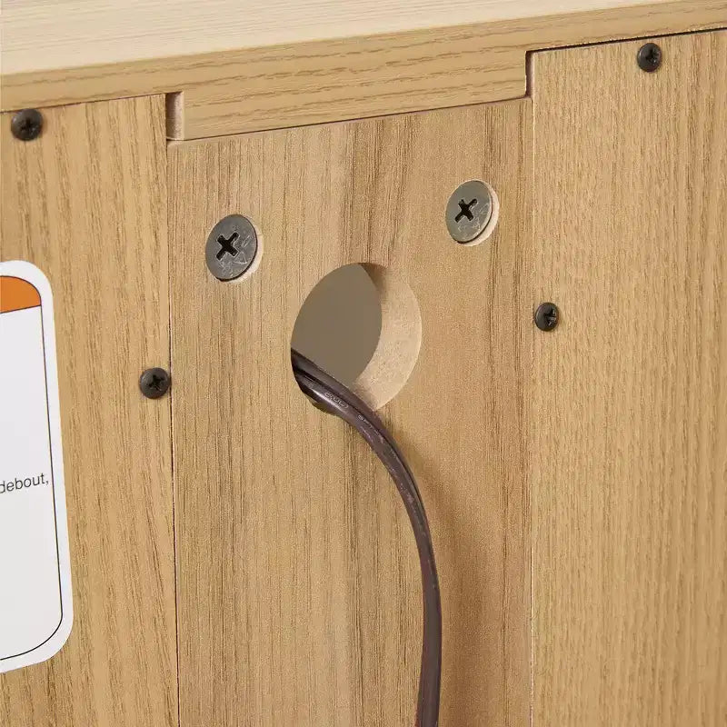 Armoire de cuisine MAYEERTY en bois massif avec 4 étagères réglables et portes fermées