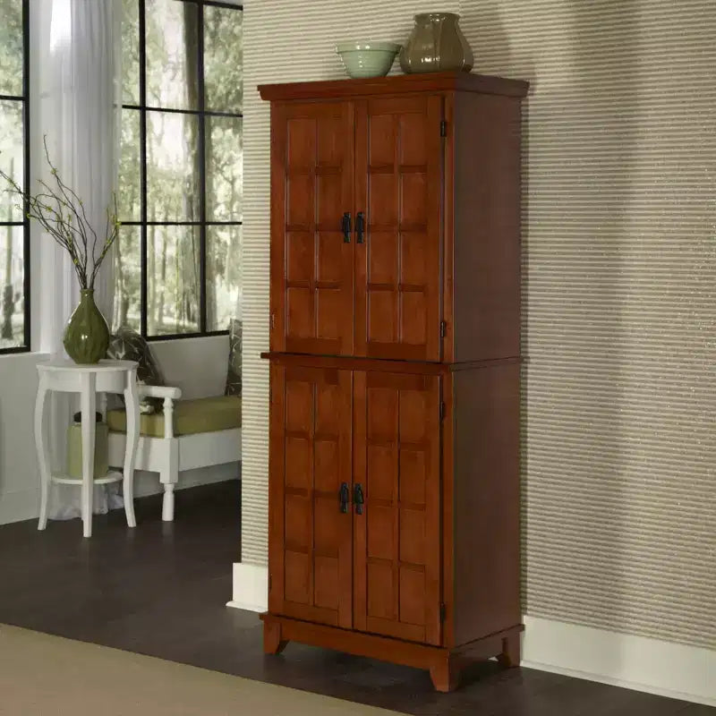 Home Styles Arts & Crafts Pantry Chêne Cottage : Rangement de cuisine traditionnel en bois massif, 4 portes, 4 étagères