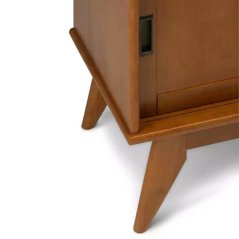 Meuble TV haut Tierney pour téléviseurs jusqu'à 60" avec portes coulissantes et gestion des câbles - WyndenHall